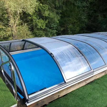 Mit Aussenpool, Sauna Und Fitnessbereich *